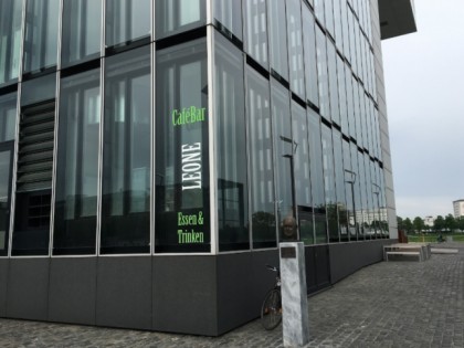 照片: Leone im Rheinauhafen